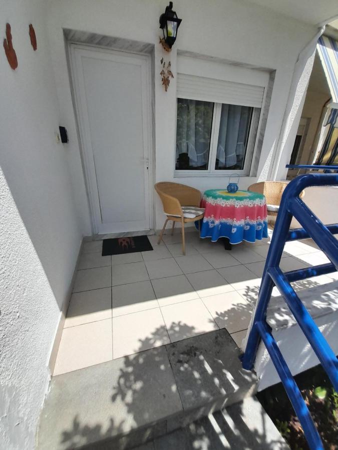 Maisonette Basilissa Nea Poteidaia Buitenkant foto