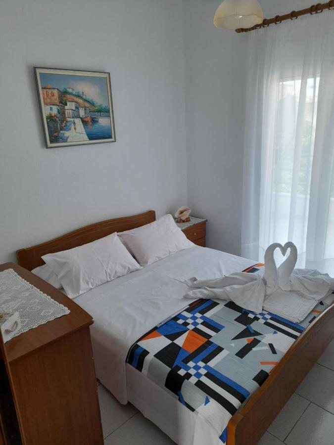 Maisonette Basilissa Nea Poteidaia Buitenkant foto