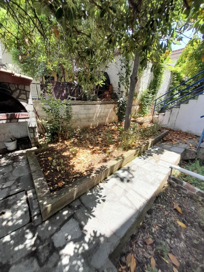 Maisonette Basilissa Nea Poteidaia Buitenkant foto