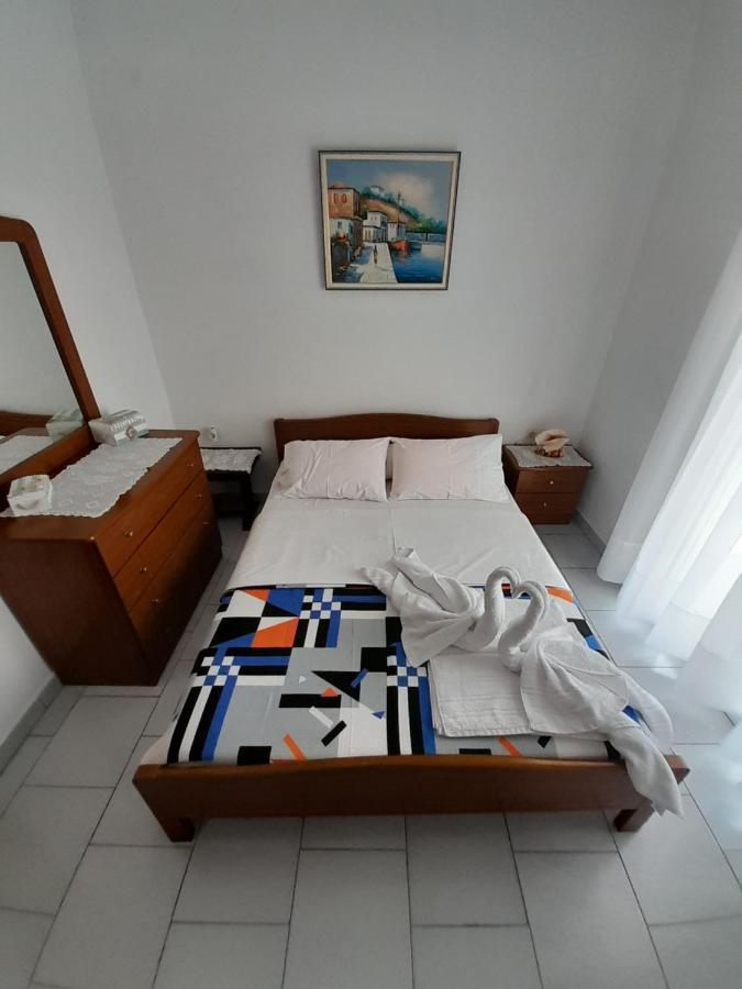 Maisonette Basilissa Nea Poteidaia Buitenkant foto